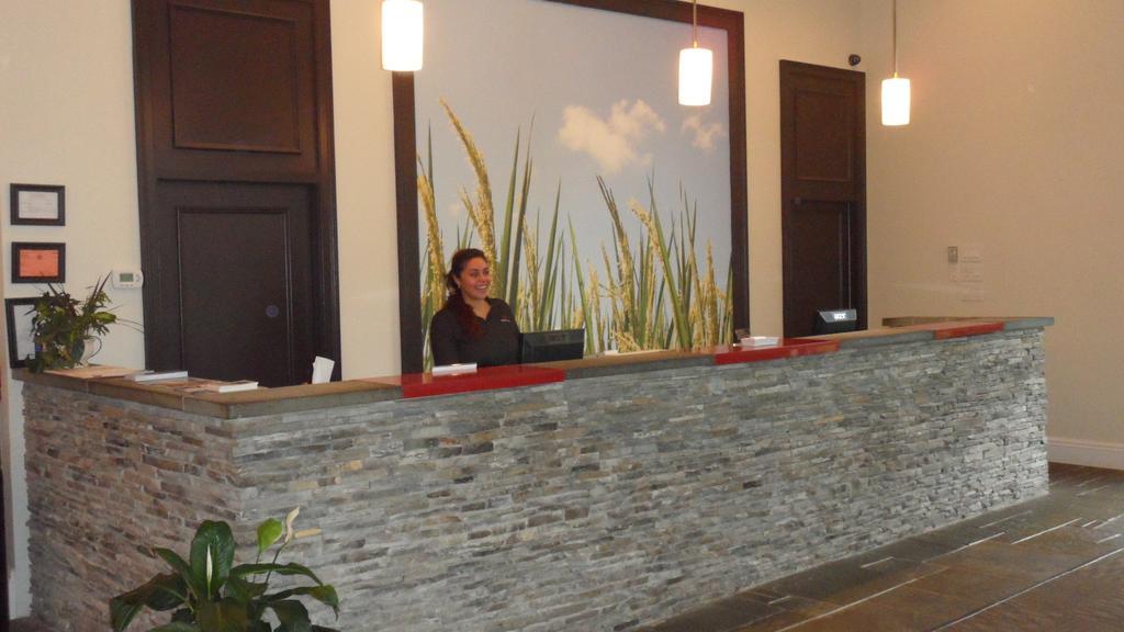 Ramada By Wyndham Rock Hill At Sullivan Center Eksteriør bilde